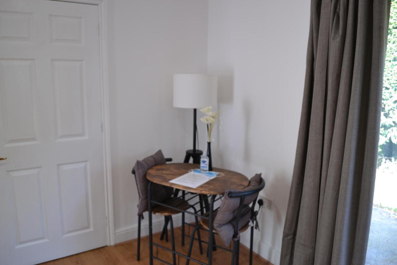 Apartment Number 2, Lytton Tree Lodge, Reydon, Southwold Reydon