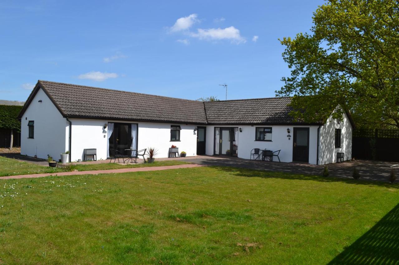 Number 2, Lytton Tree Lodge, Reydon, Southwold Apartment
