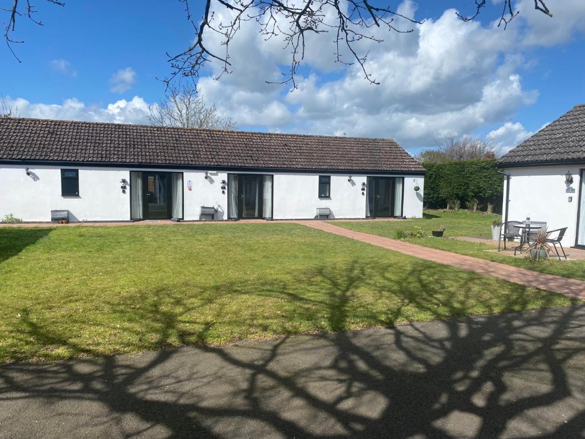 Apartment Number 2, Lytton Tree Lodge, Reydon, Southwold