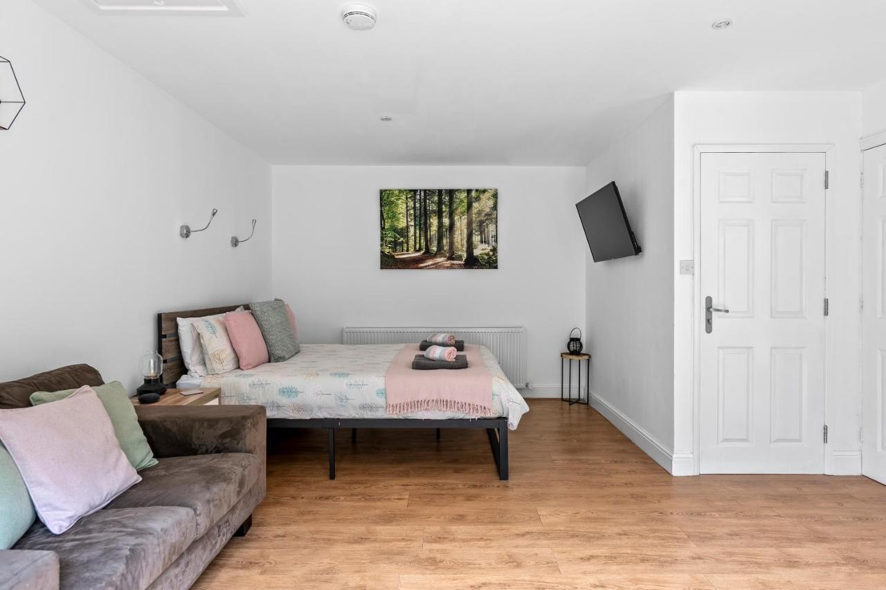 Number 2, Lytton Tree Lodge, Reydon, Southwold Reydon