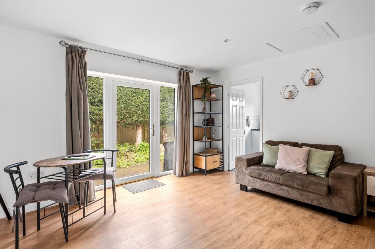 Apartment Number 2, Lytton Tree Lodge, Reydon, Southwold *