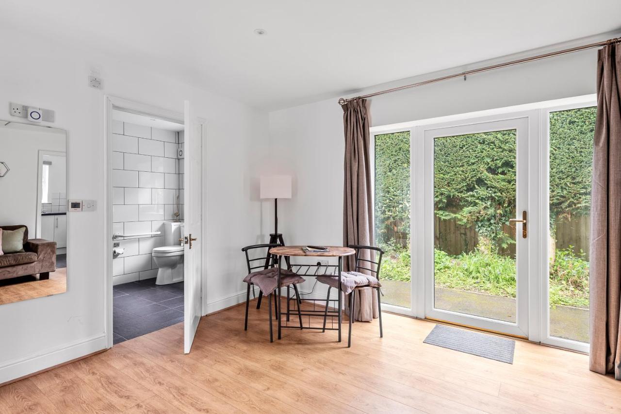 Number 2, Lytton Tree Lodge, Reydon, Southwold Apartment