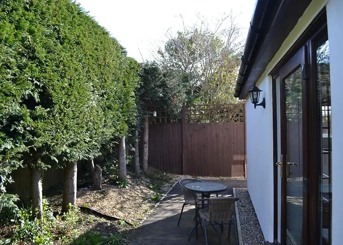 Number 2, Lytton Tree Lodge, Reydon, Southwold